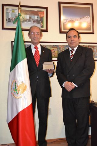 Sin Nombre