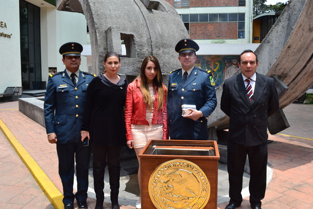 Sin Nombre